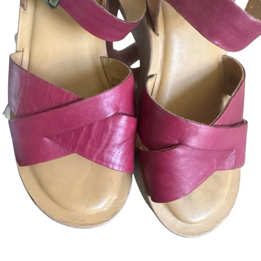Kork-Ease Women's dark pink /berry Cork Platform Sandals